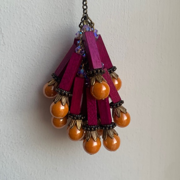 Whimsical necklace - Picture 1 of 6